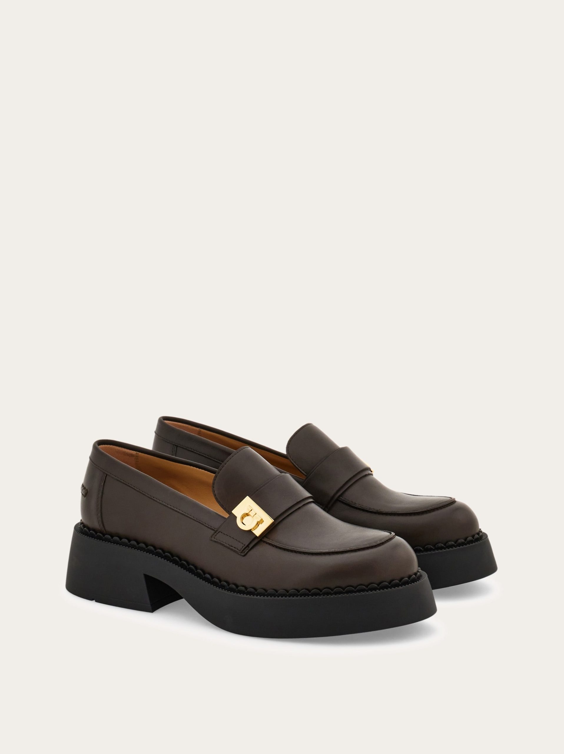 Ferragamo Hug buckle chunky loafer - Image 4